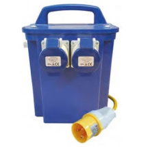 110V - 230V 3.3KVA 16A BLUE TRANSFORMER 110V - 230V 3.3KVA 16A BLUE TRANSFORMER